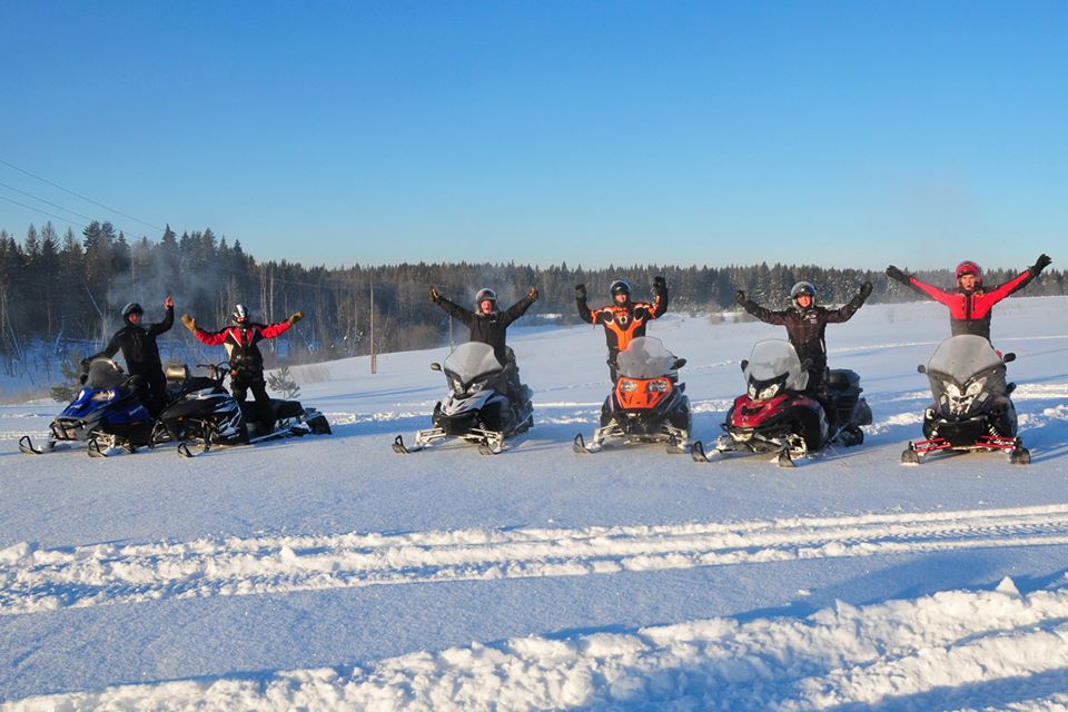 Поход на природу на снегоходах. Шаркан и Кез... (-30C) Поход на природу на снегоходах. Шаркан и Кез... (-30C)