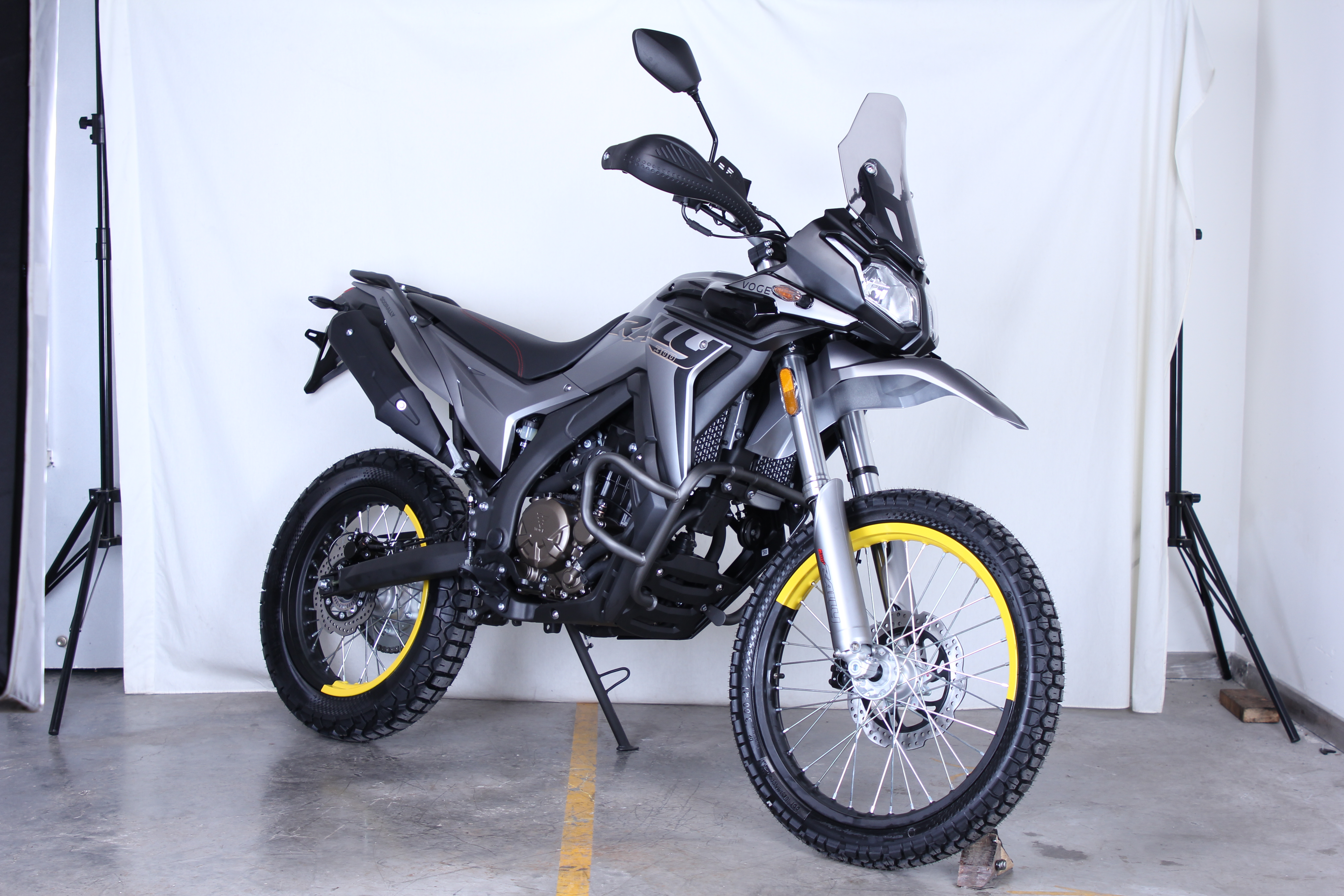 Мотоцикл VOGE Rally 300
